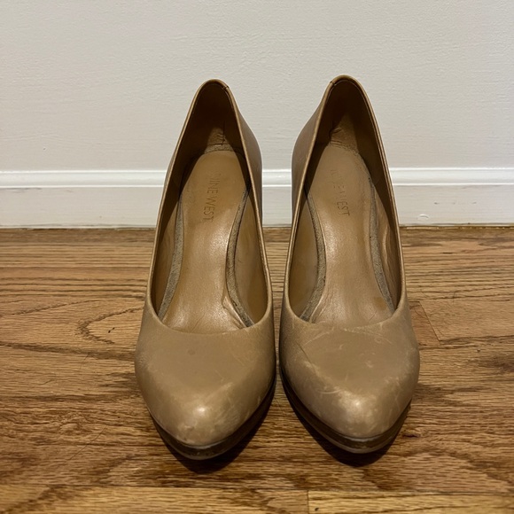 Tan Nine West heels - Picture 2 of 4